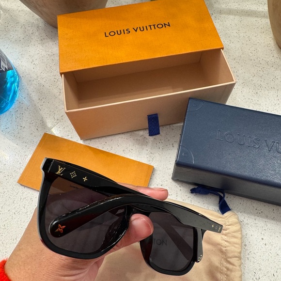 My Monogram Fame Rectangle Sunglasses - Picture 8 of 8